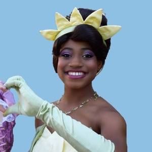 Meet your Posher, Williams